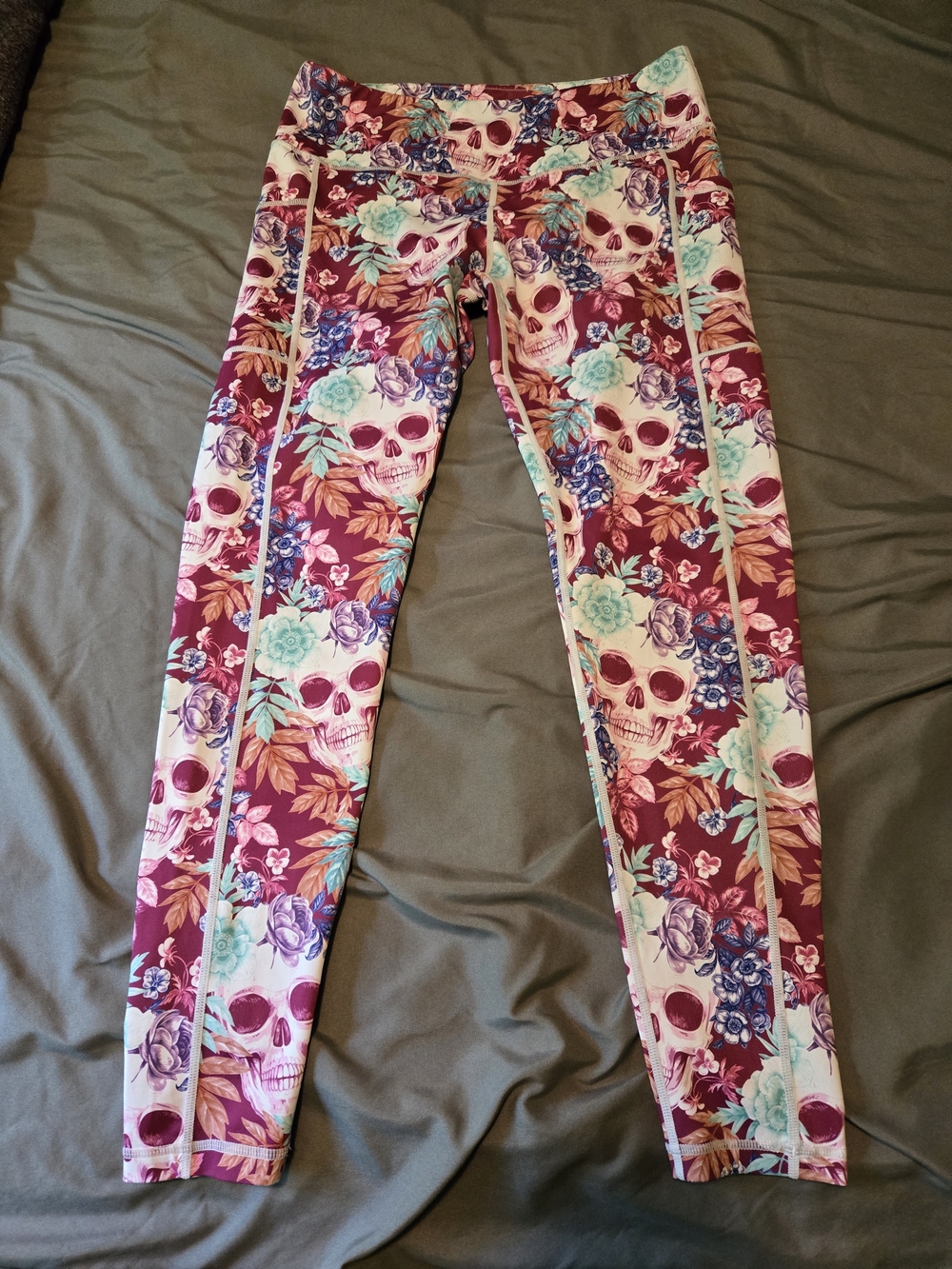Constantly Varied Gear Tropic-Skulls Leggings Size Lg